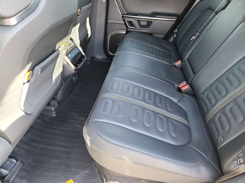 2022 Rivian R1T Adventure