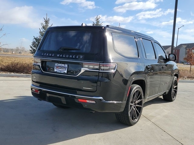 2022 Jeep Grand Wagoneer Series III