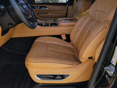 2022 Jeep Grand Wagoneer Series III