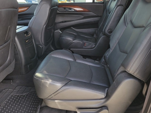 2015 Cadillac Escalade ESV Luxury