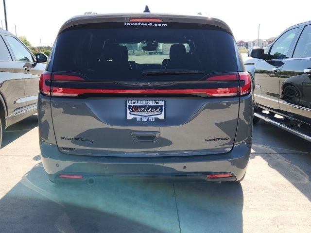 2025 Chrysler Pacifica Limited