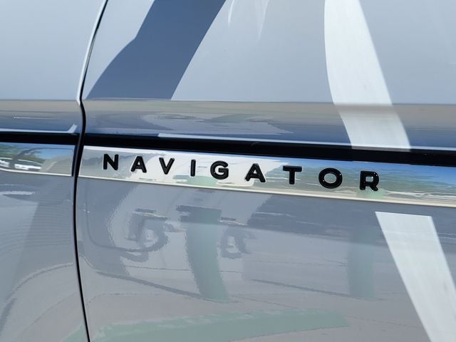 2025 Lincoln Navigator L Reserve