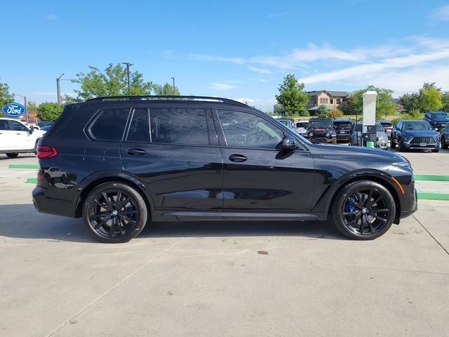 2025 BMW X7 M60i