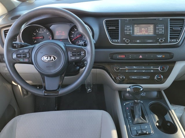 2016 Kia Sedona LX