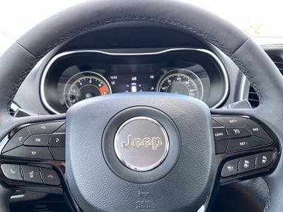 2023 Jeep Cherokee Altitude Lux