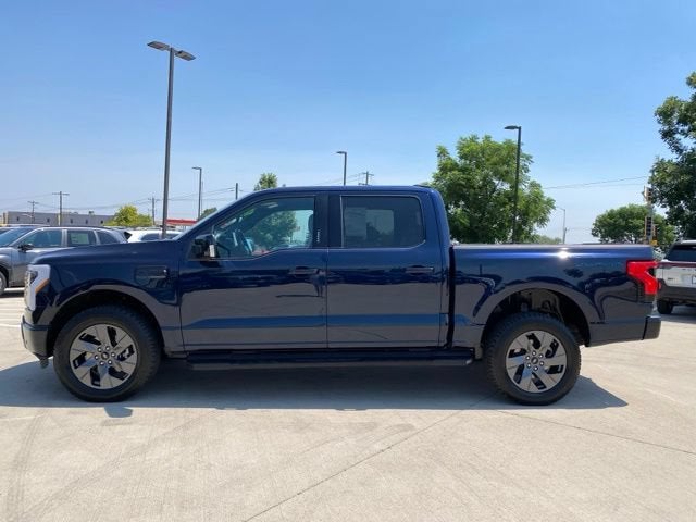 2023 Ford F-150 Lightning LARIAT