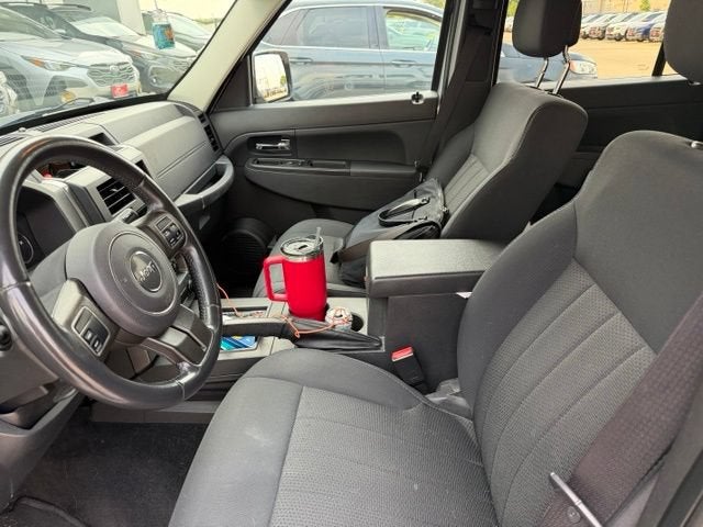 2011 Jeep Liberty Sport Jet