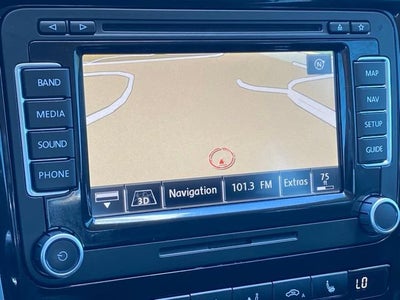 2013 Volkswagen Passat SEL