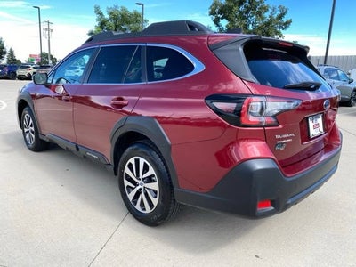 2025 Subaru Outback Premium
