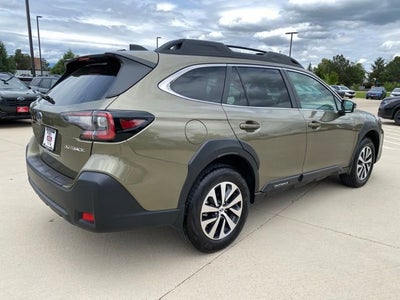 2025 Subaru Outback Premium
