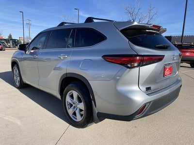 2021 Toyota Highlander LE