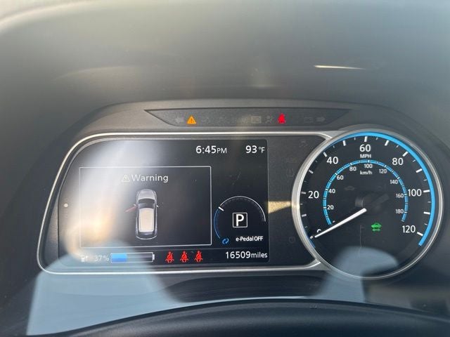 2025 Nissan Leaf S