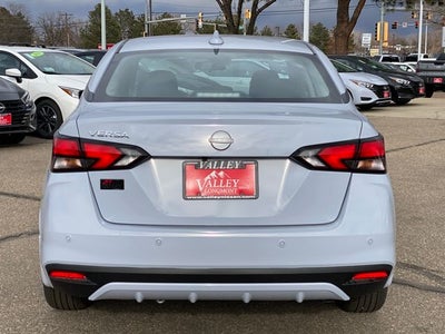 2025 Nissan Versa 1.6 SV