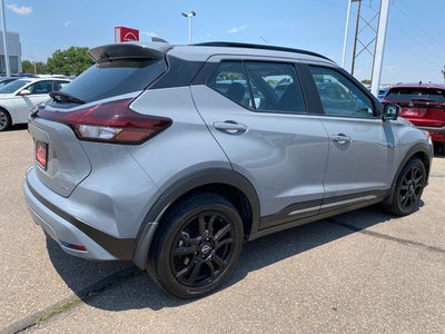 2024 Nissan Kicks SR