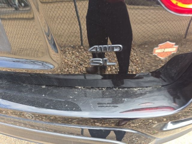 2020 Nissan Pathfinder SL