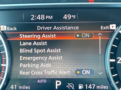 2025 Nissan Pathfinder SV