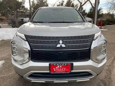 2023 Mitsubishi Outlander SE