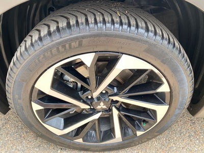 2024 Mitsubishi Outlander SEL