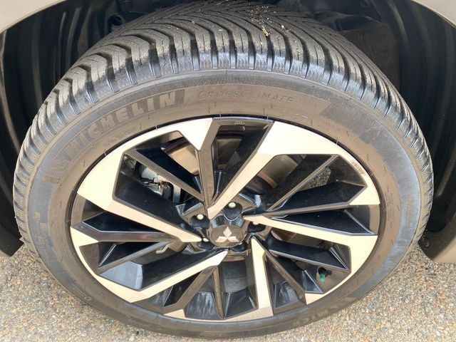 2024 Mitsubishi Outlander SEL