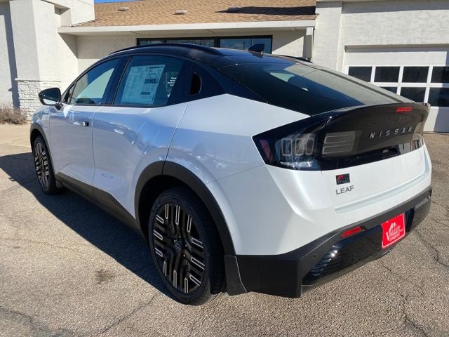 2026 Nissan Leaf PLATINUM+