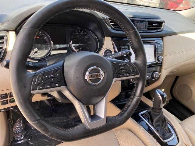 2017 Nissan Rogue SL