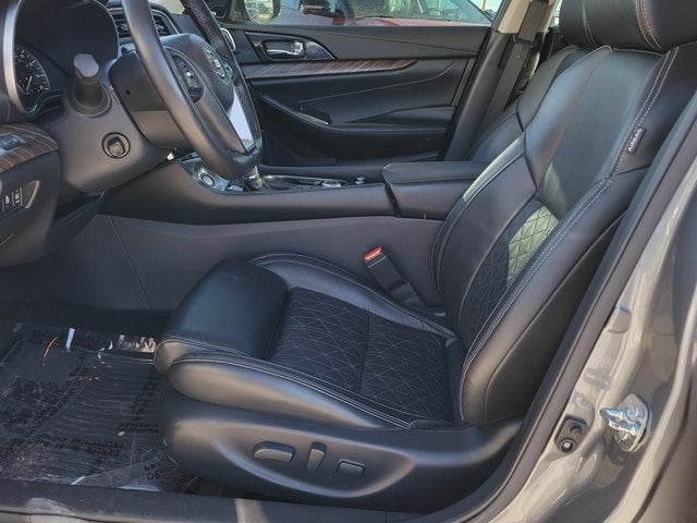 2017 Nissan Maxima Platinum