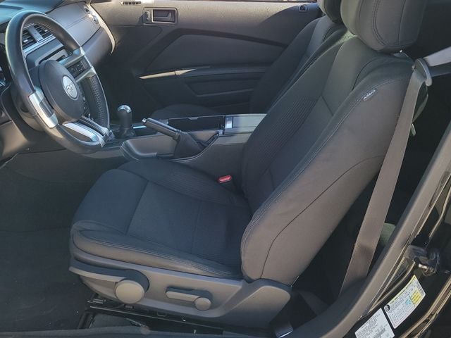 2014 Ford Mustang V6