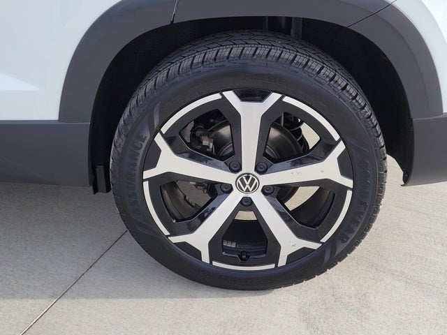 2025 Volkswagen Taos 1.5T SEL