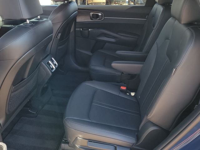 2025 Kia Sorento X-Line EX