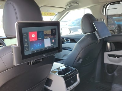 2023 Kia Carnival EX