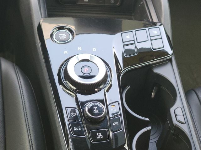 2025 Kia Sportage Plug-In Hybrid X-Line