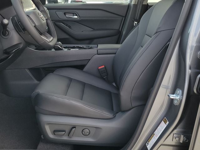 2026 Nissan Rogue Dark Armor Dark Armor