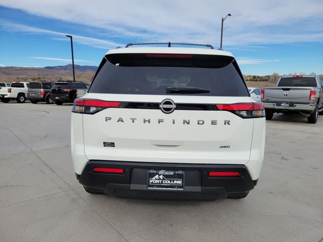 2026 Nissan Pathfinder SV