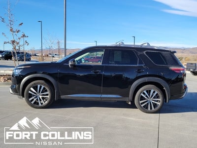 2024 Nissan Pathfinder Platinum
